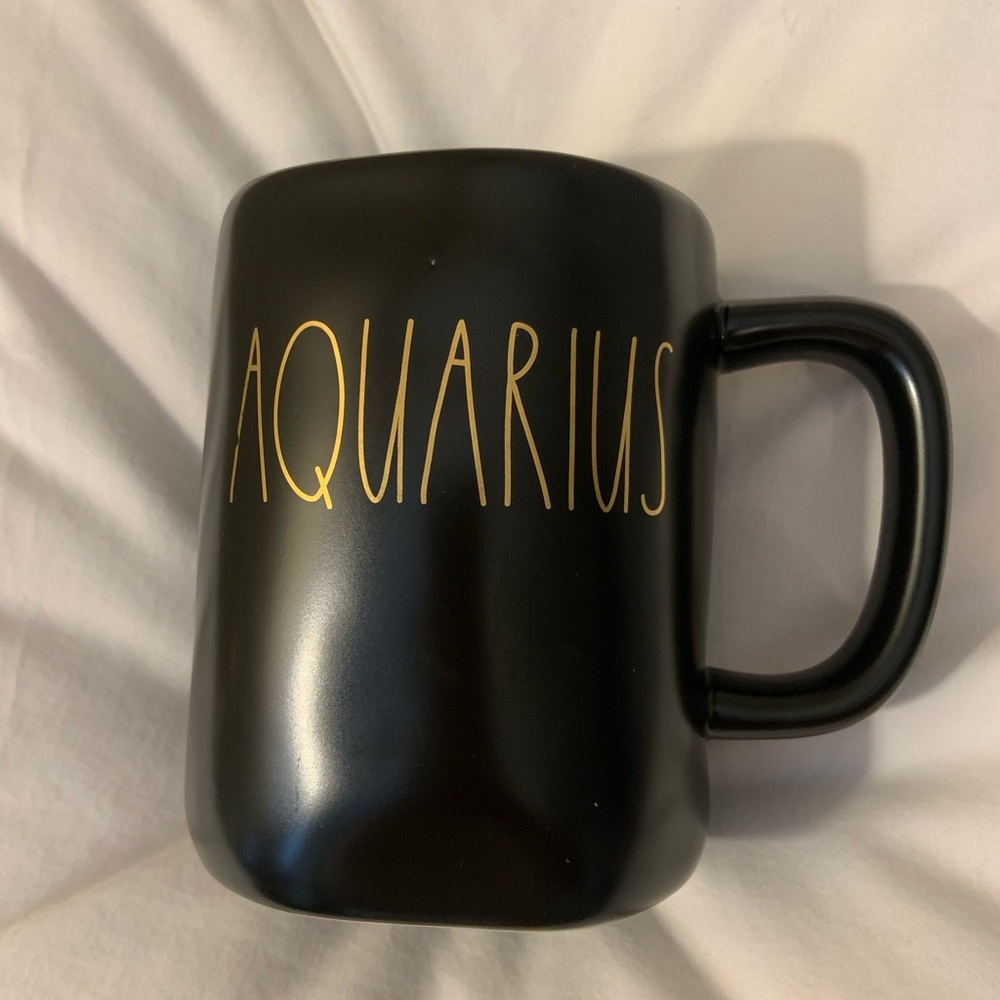 Rae Dunn Aquarius black coffee mug